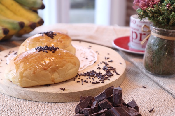 Roti isi pisang coklat - IPB Shop Official