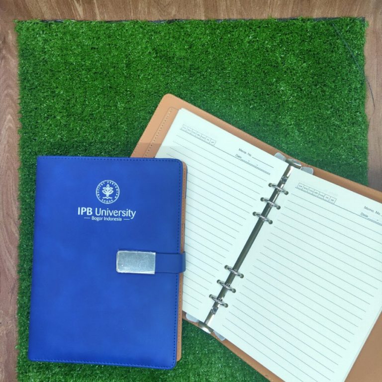 Buku Agenda Bahan Kulit Sintetis ber Logo IPB University - IPB Shop Official