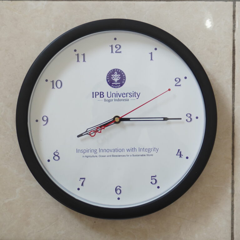 Jam Dinding IPB - IPB Shop Official